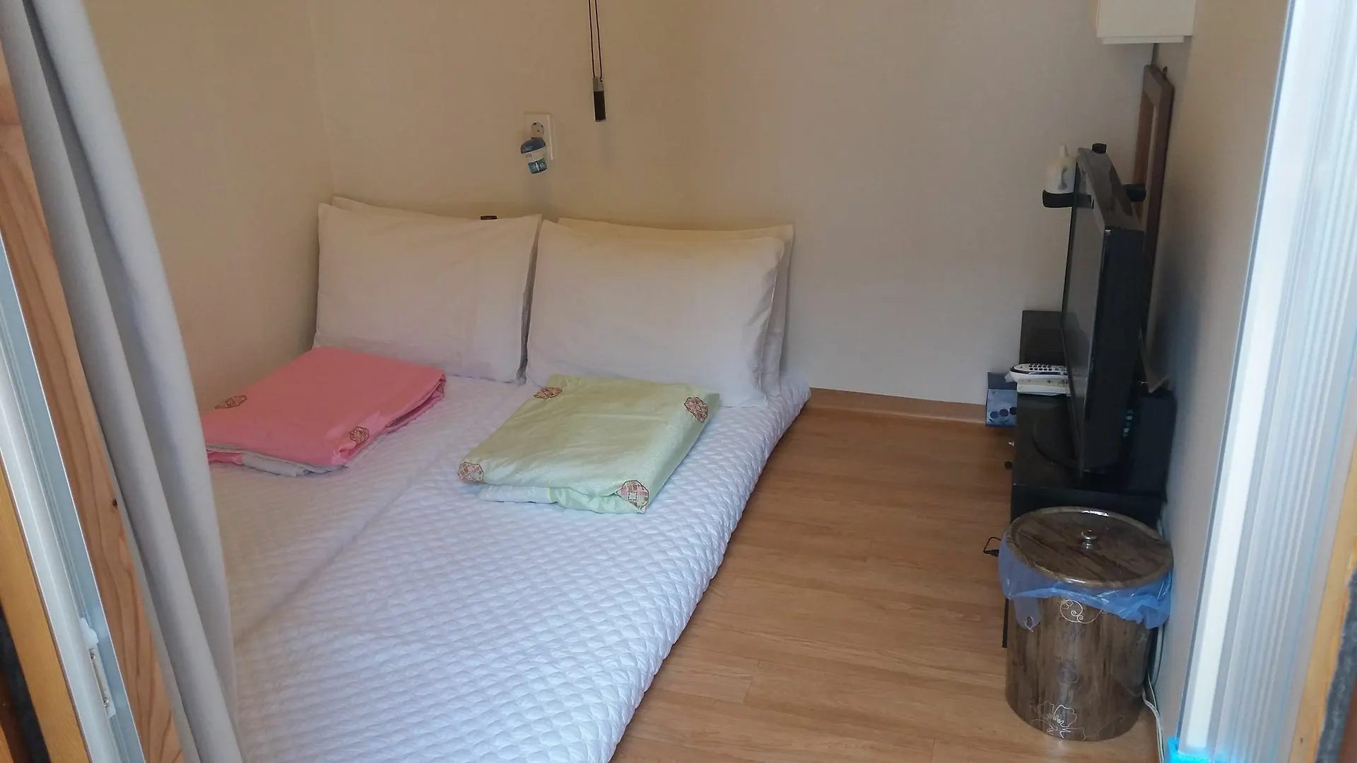 Bukchon Guesthouse Seúl